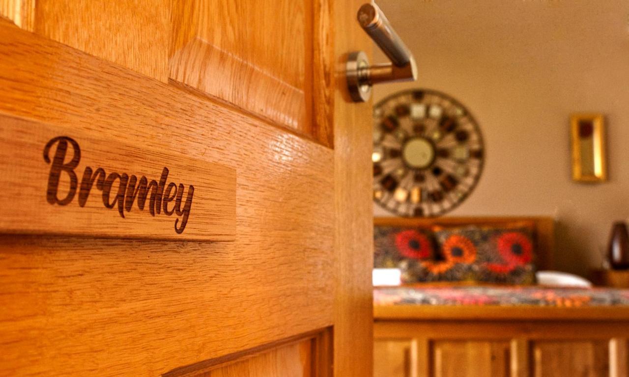 פורטאדאון‏ Knockalla Luxury Property With Hot Tub Suitable For Families מראה חיצוני תמונה